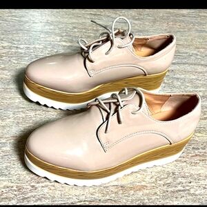 Top Moda Tan Glossy Platform Shoes